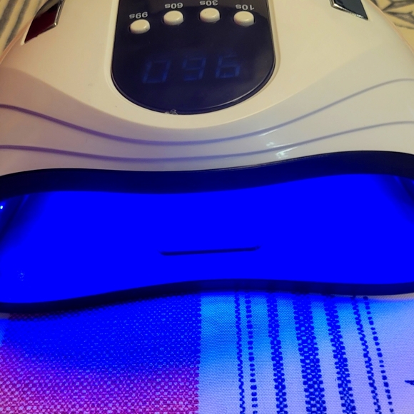 Sun Nail Lamp - Picture 2 of 8